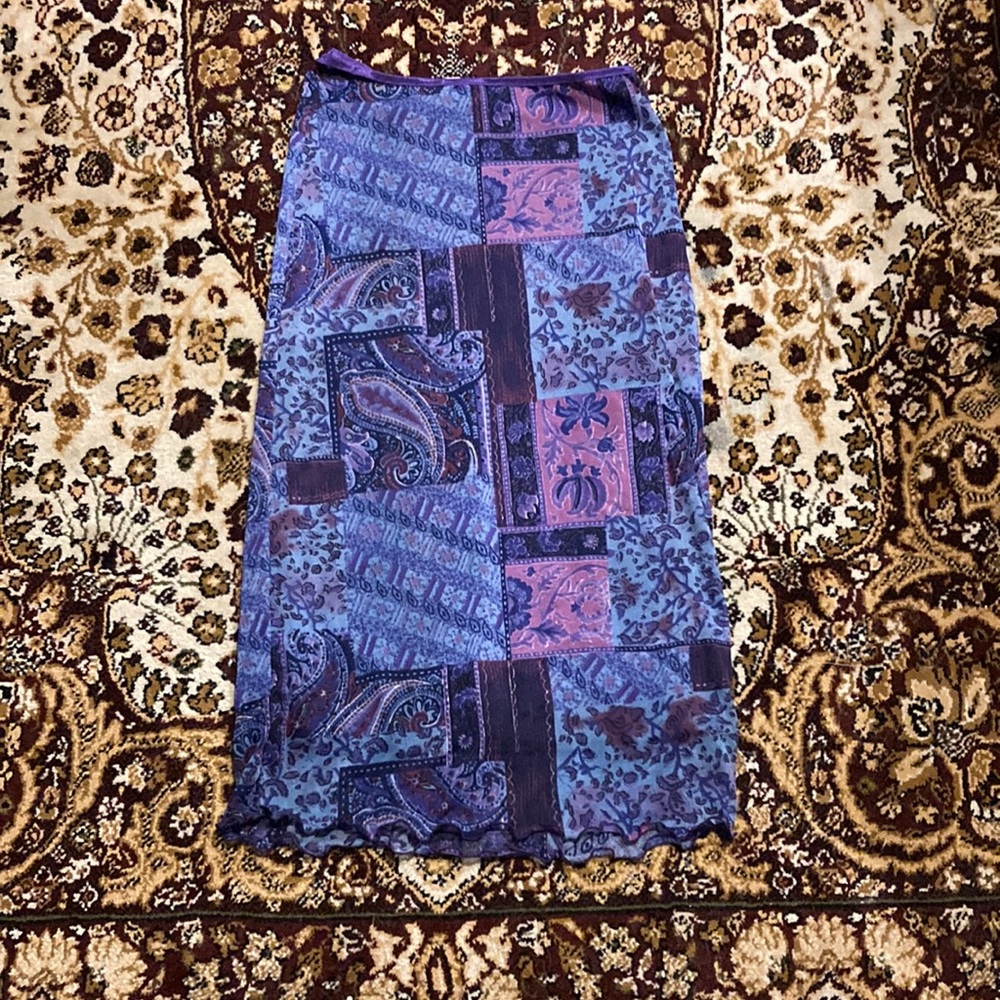 mid length skirt